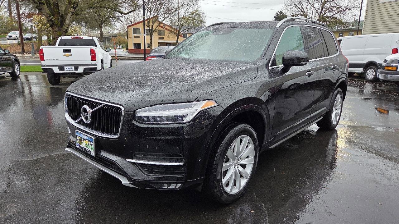 Used 2018 Volvo XC90 T5 Momentum w/ Convenience Package image 2