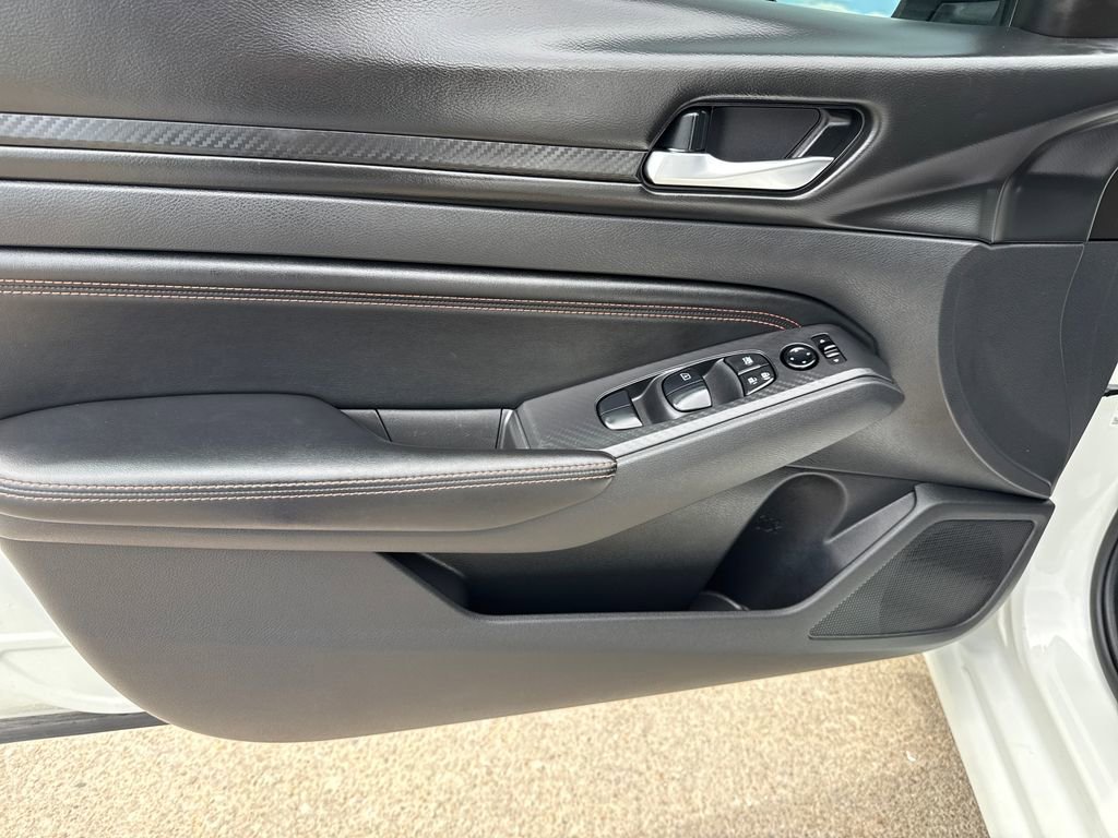 Used 2021 Nissan Altima 2.0 SR FWD image 10