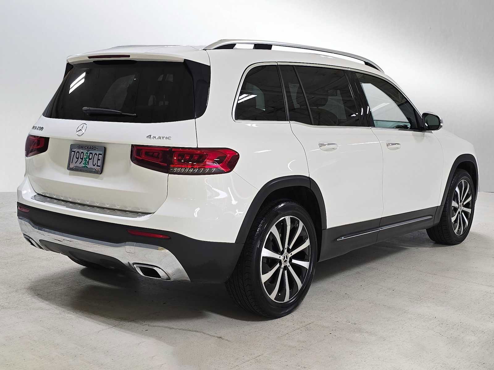 Certified 2022 Mercedes-Benz GLB 250 4MATIC image 3