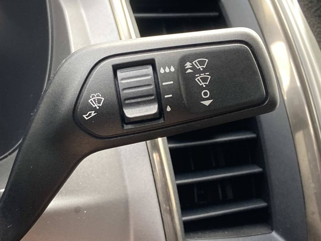 Used 2019 Ford Ranger XLT w/ Equipment Group 302A Luxury AWD/4WD image 31