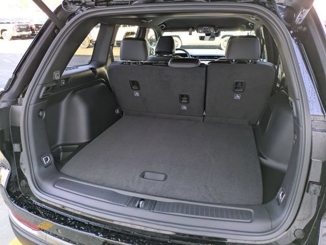 New 2026 Jeep Grand Cherokee Limited AWD/4WD image 30