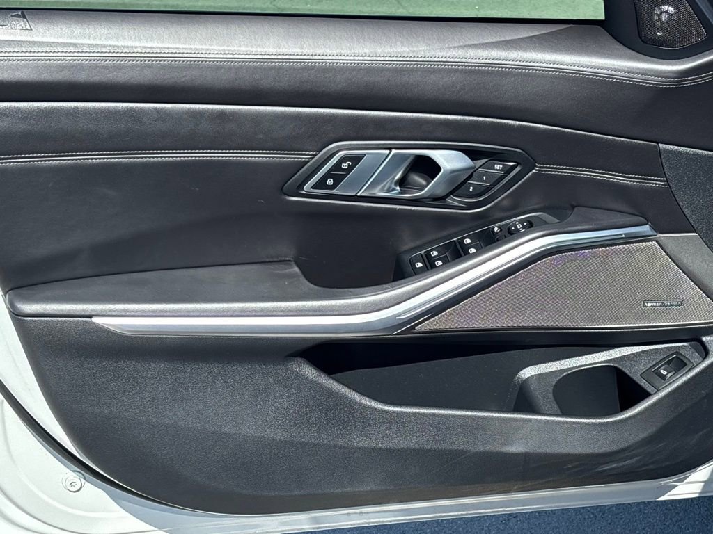 Used 2022 BMW M3 Competition w/ M Carbon Exterior Package image 15