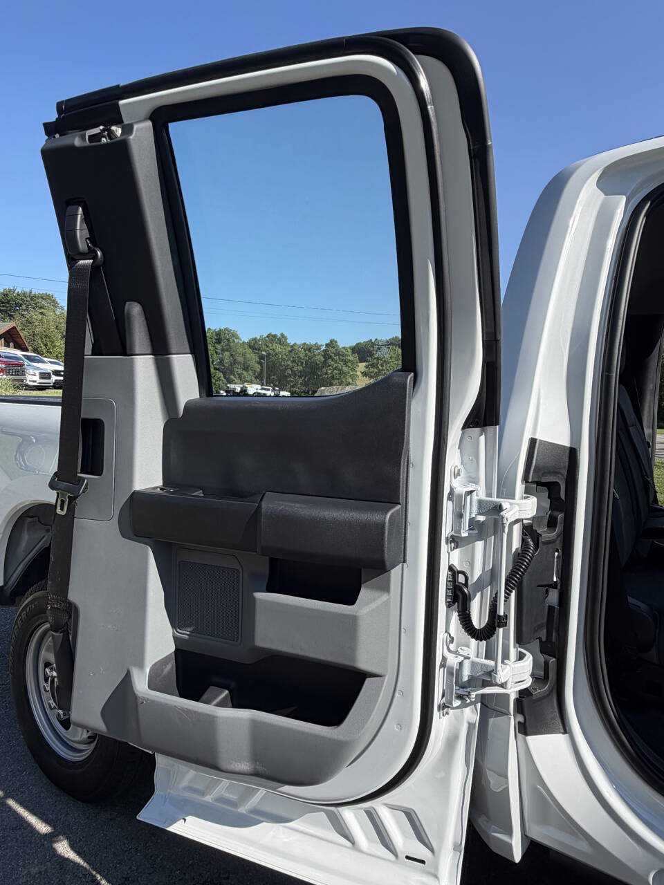 Used 2024 Ford F250 XL w/ FX4 Off-Road Package AWD/4WD image 32
