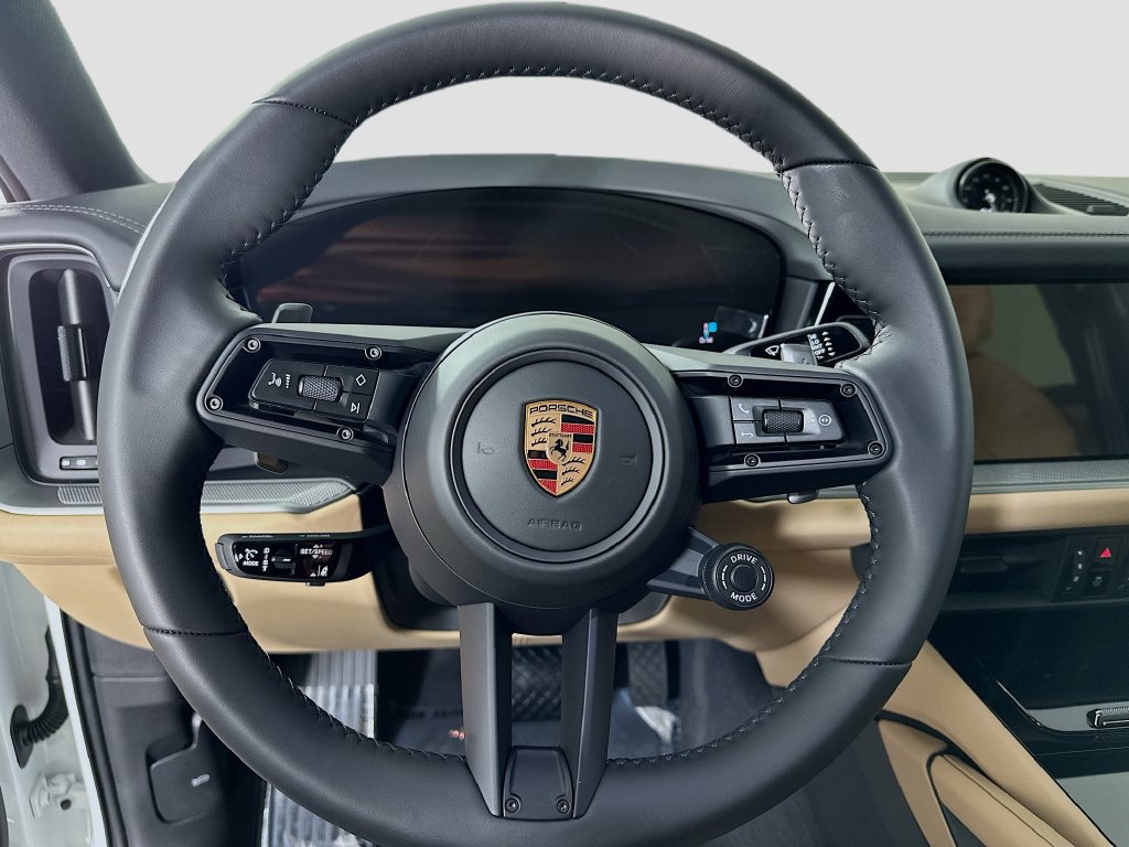 New 2026 Porsche Cayenne Coupe AWD/4WD image 12