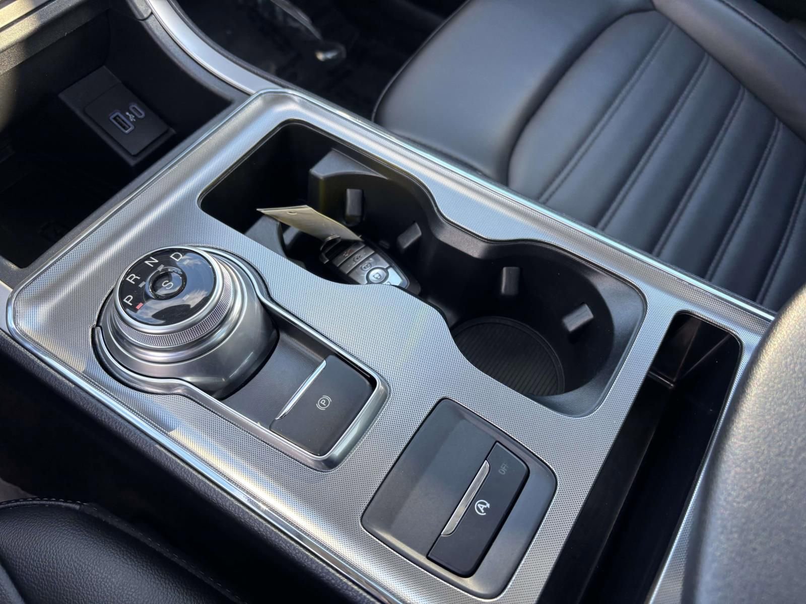 Used 2022 Ford Edge SEL w/ Convenience Package image 25