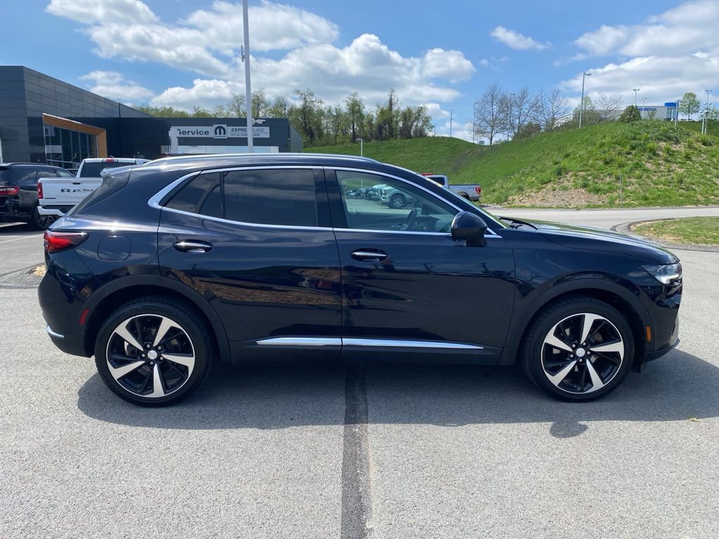 Used 2021 Buick Envision Essence w/ Technology Package I AWD/4WD image 2