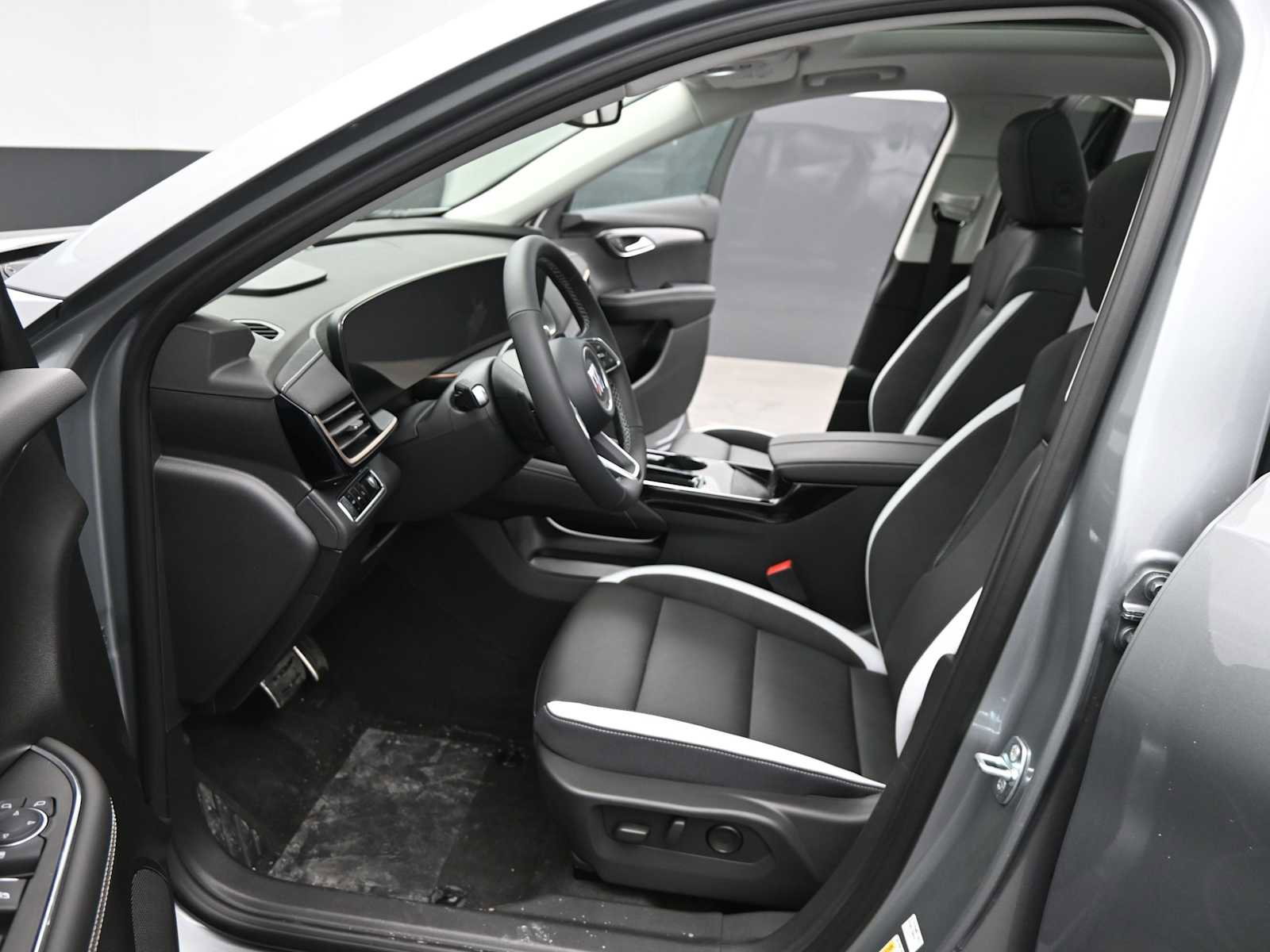 New 2026 Buick Envision Sport Touring image 15