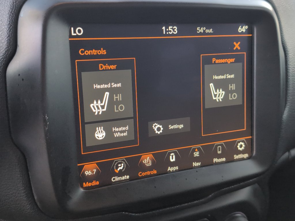 Used 2021 Jeep Renegade Trailhawk image 18