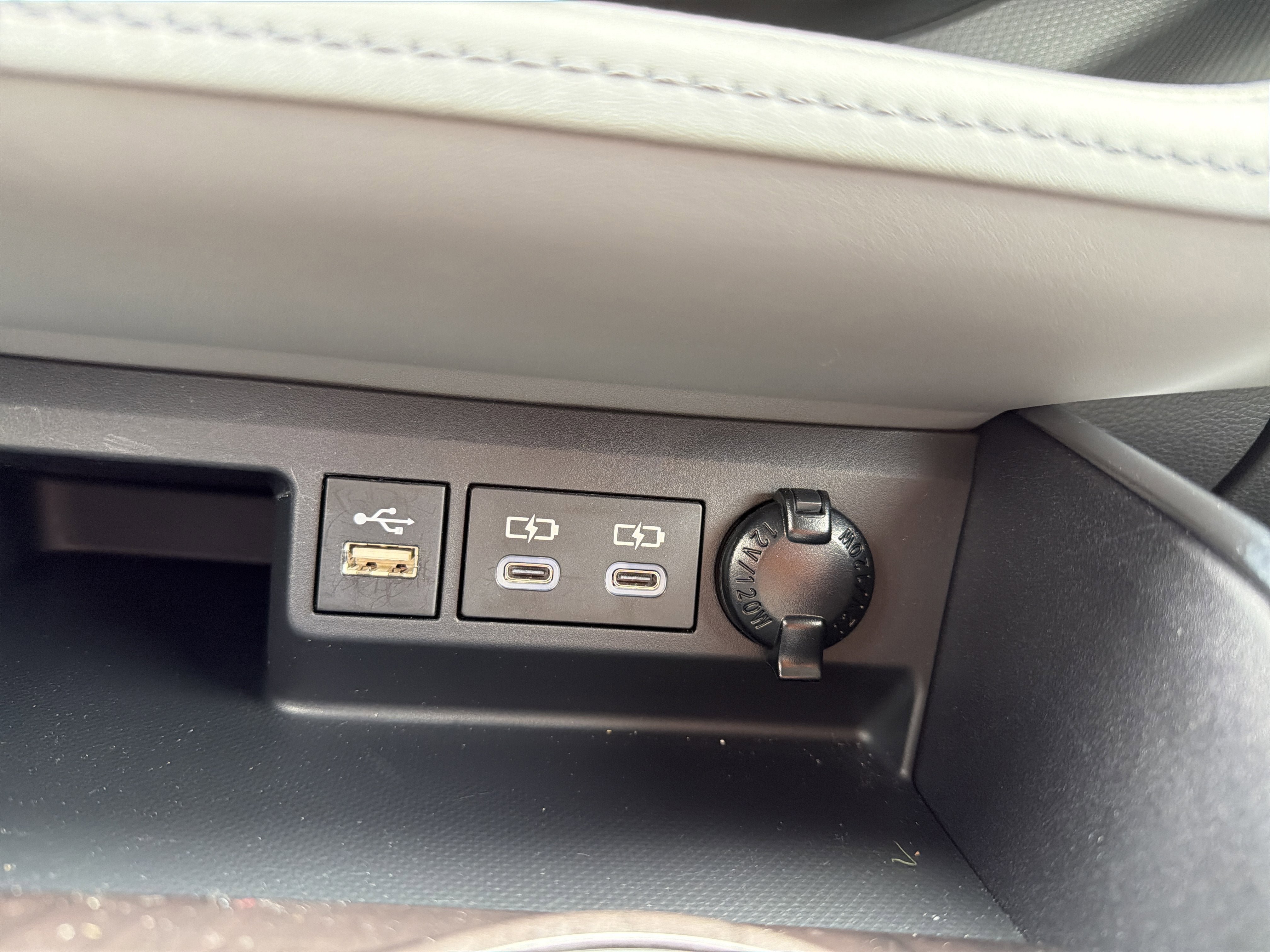 Used 2023 Toyota Highlander Limited AWD/4WD image 20