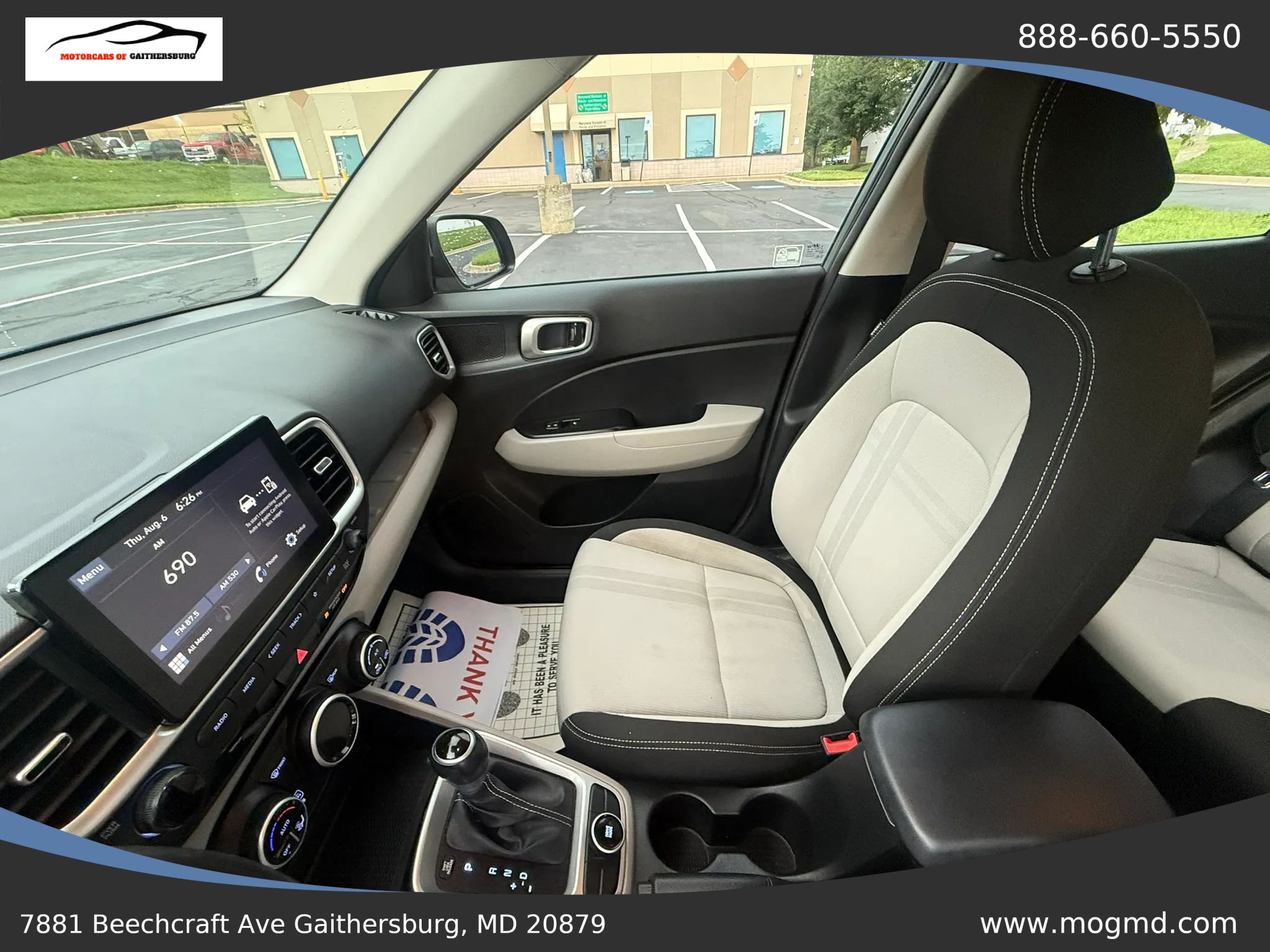 Used 2021 Hyundai Venue SEL w/ Cargo Package FWD image 11