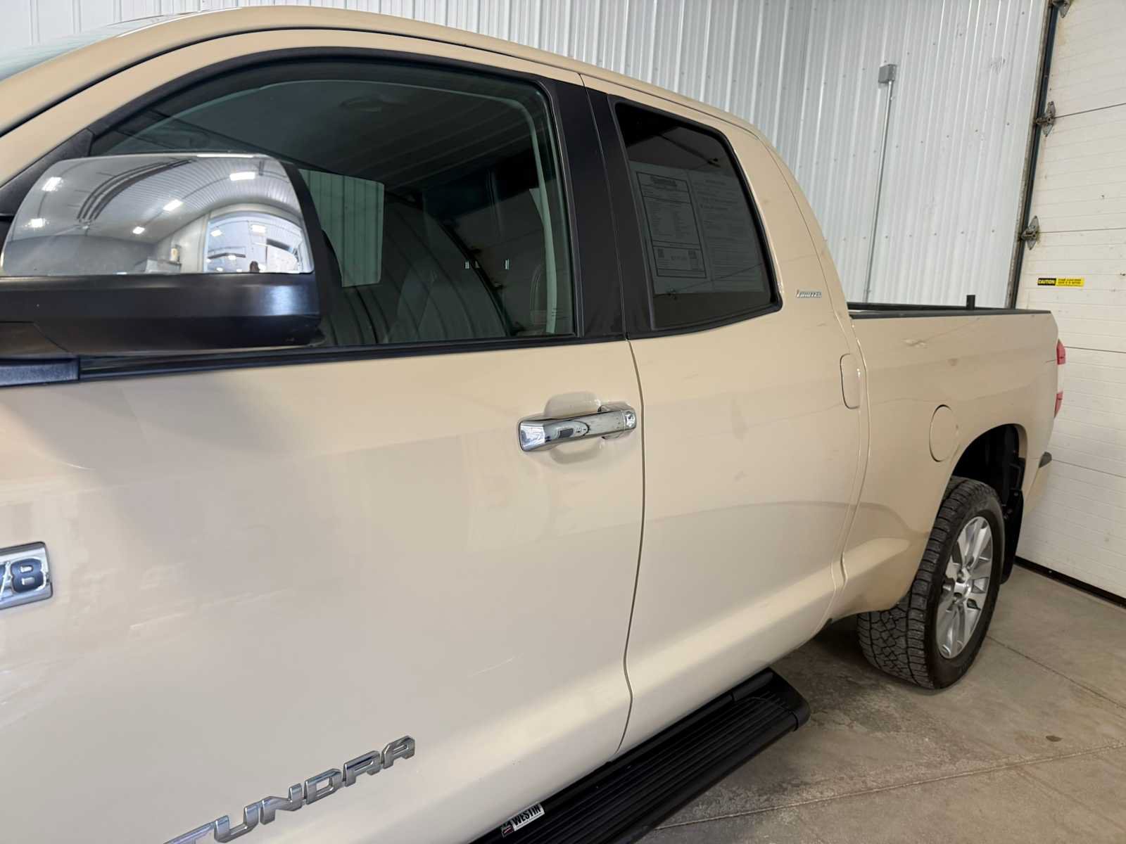 Used 2017 Toyota Tundra Limited w/ Limited Premium Package AWD/4WD image 7