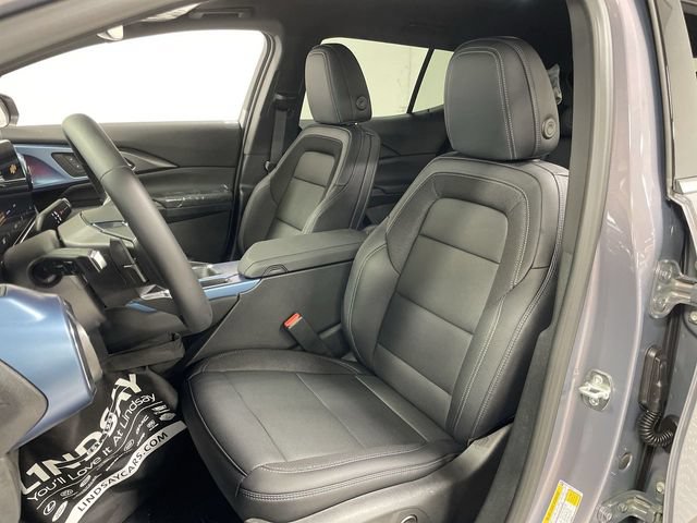 New 2026 Chevrolet Equinox EV LT AWD/4WD image 11
