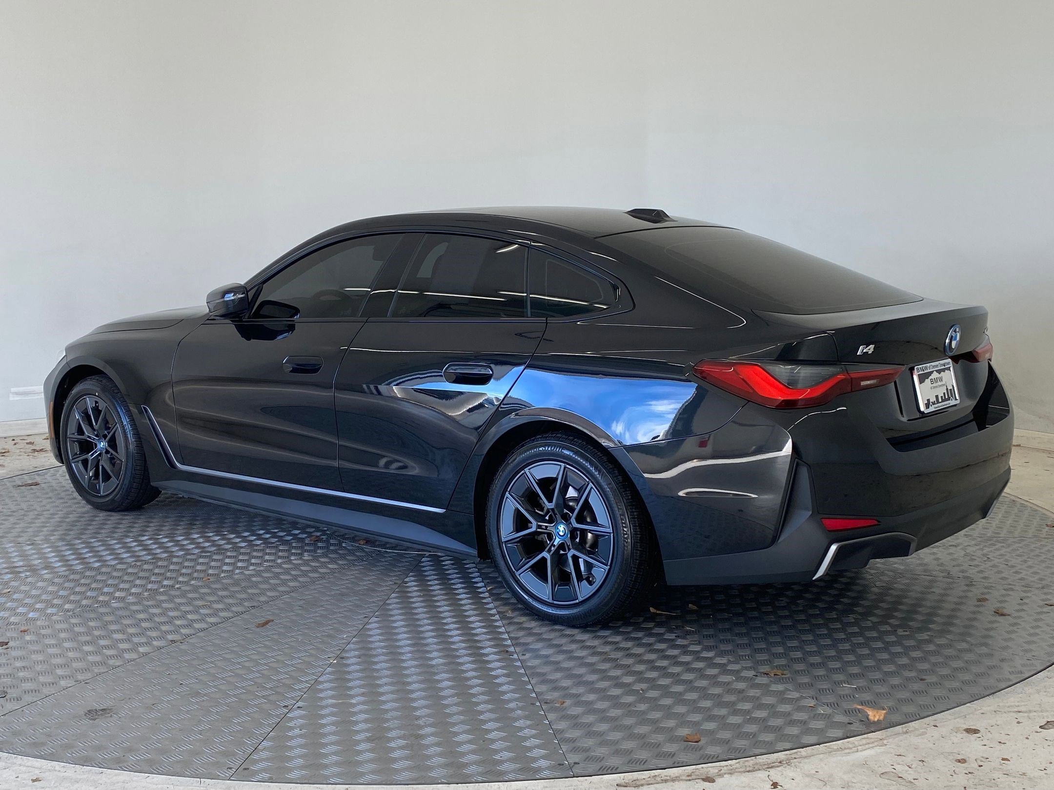 Certified 2023 BMW i4 eDrive35 w/ Premium Package image 3