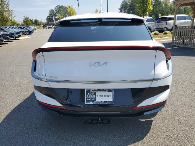 New 2026 Kia EV6 Wind RWD image 5