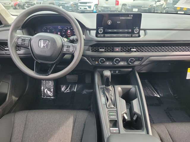 Certified 2025 Honda Accord SE image 9