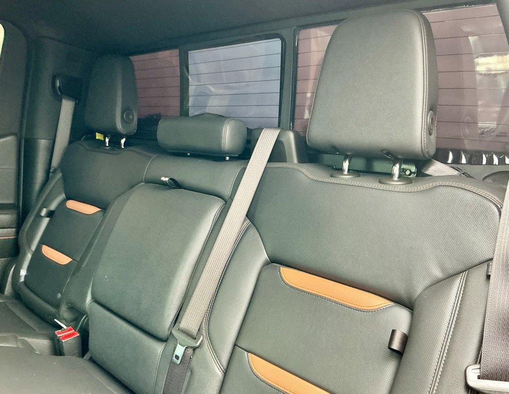 Used 2024 GMC Sierra 1500 AT4 w/ Technology Package image 32
