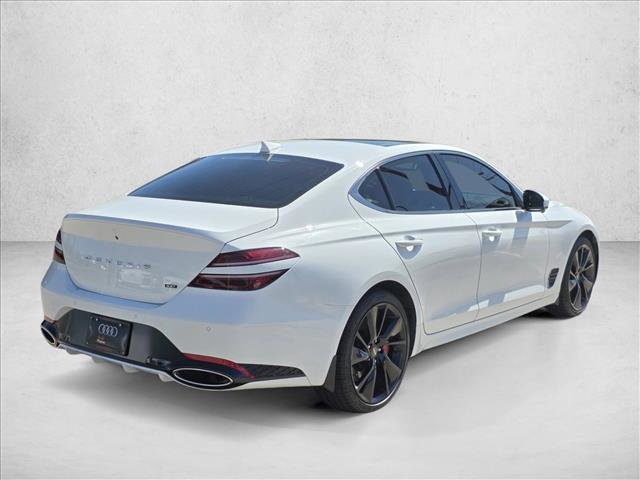 Used 2022 Genesis G70 3.3T image 5