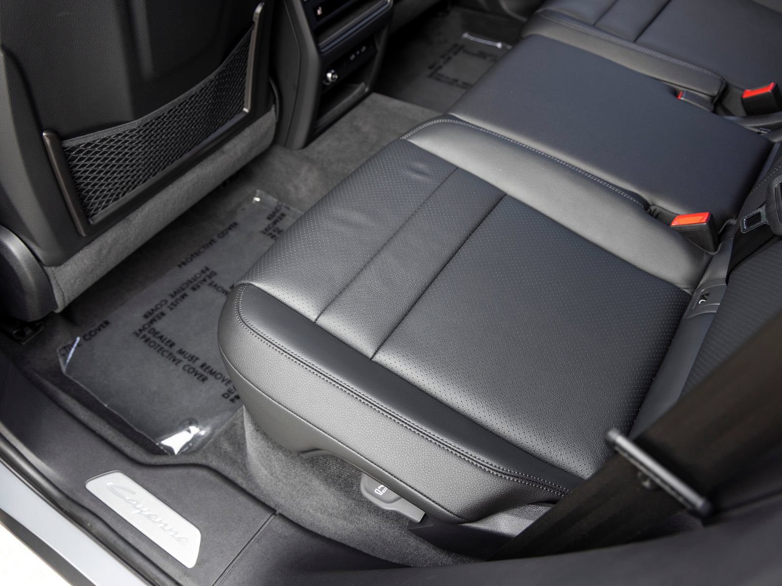 Certified 2026 Porsche Cayenne AWD/4WD image 49