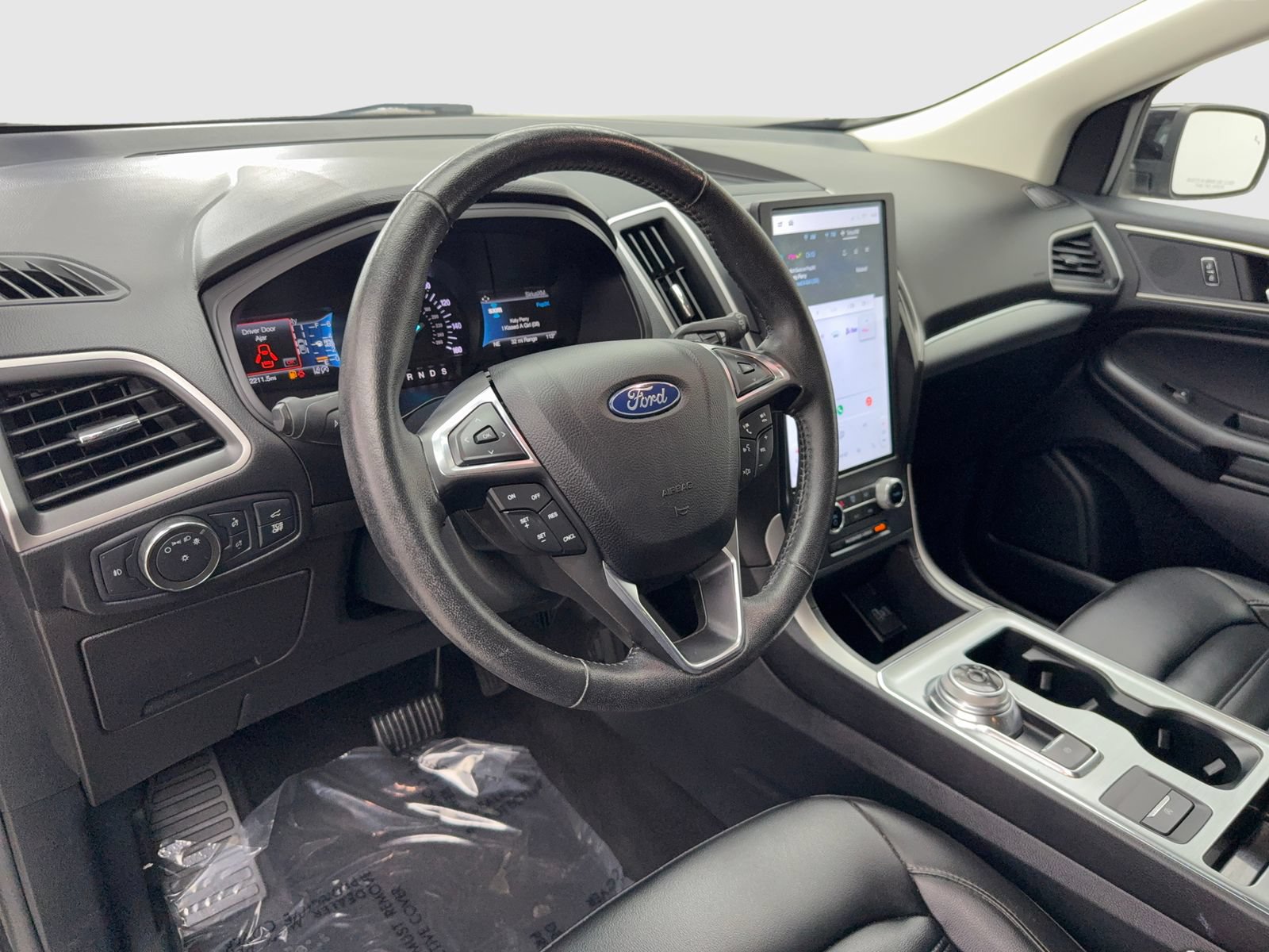 Used 2022 Ford Edge SEL w/ Convenience Package AWD/4WD image 18