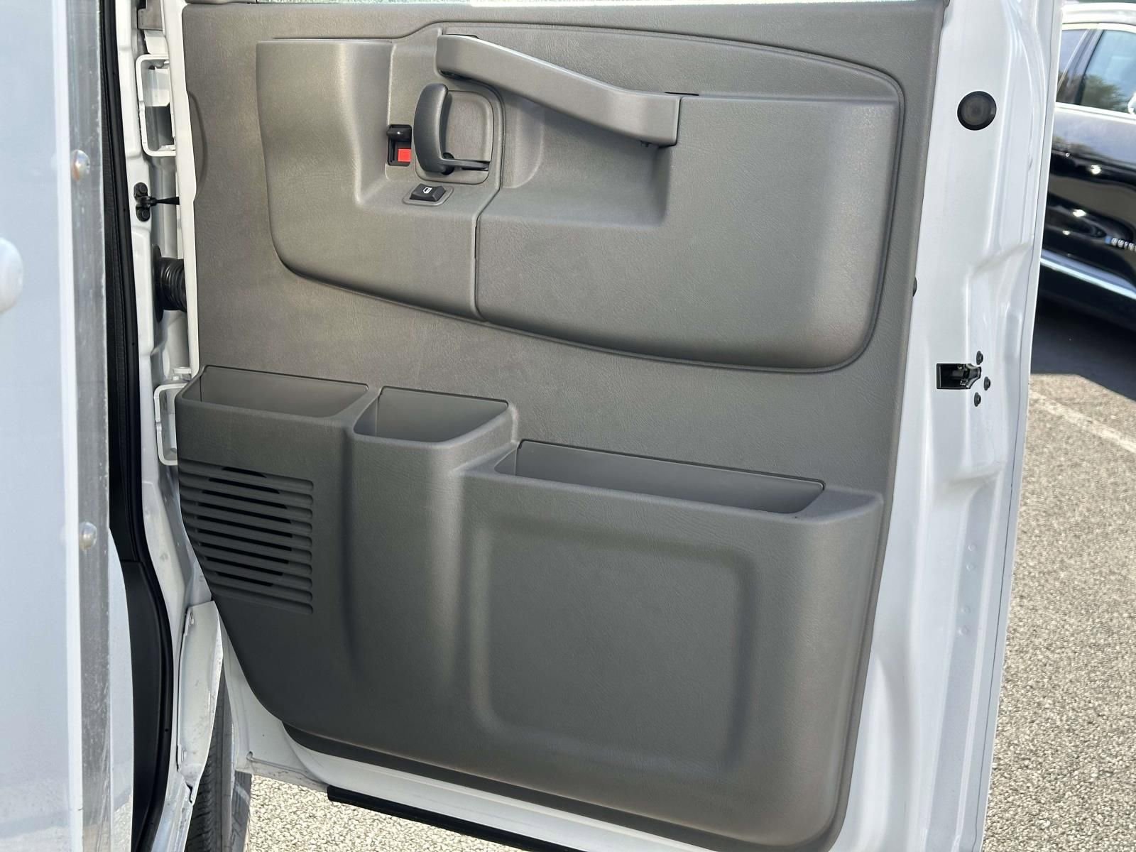 New 2025 Chevrolet Express 3500 w/ Power Convenience Package RWD image 25