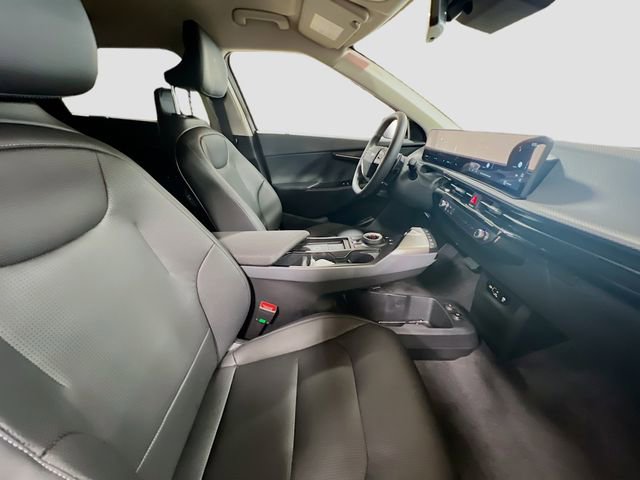 New 2025 Kia EV6 Wind image 29