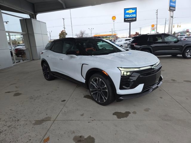 New 2026 Chevrolet Blazer EV SS image 3