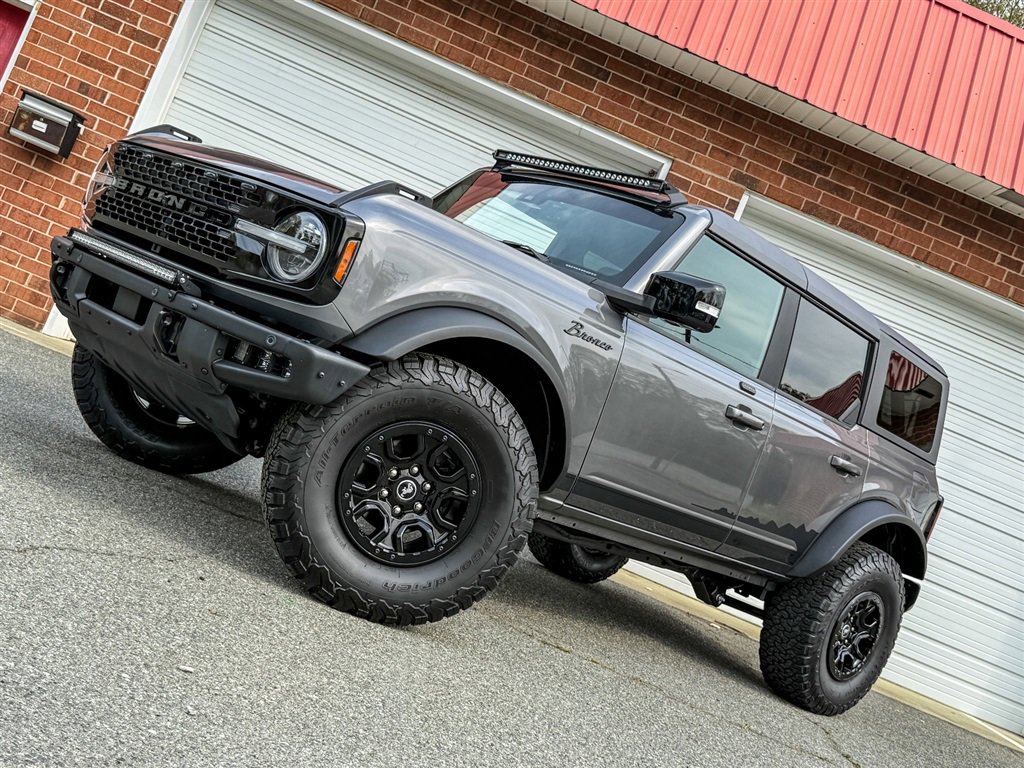 Used 2021 Ford Bronco Wildtrak image 3