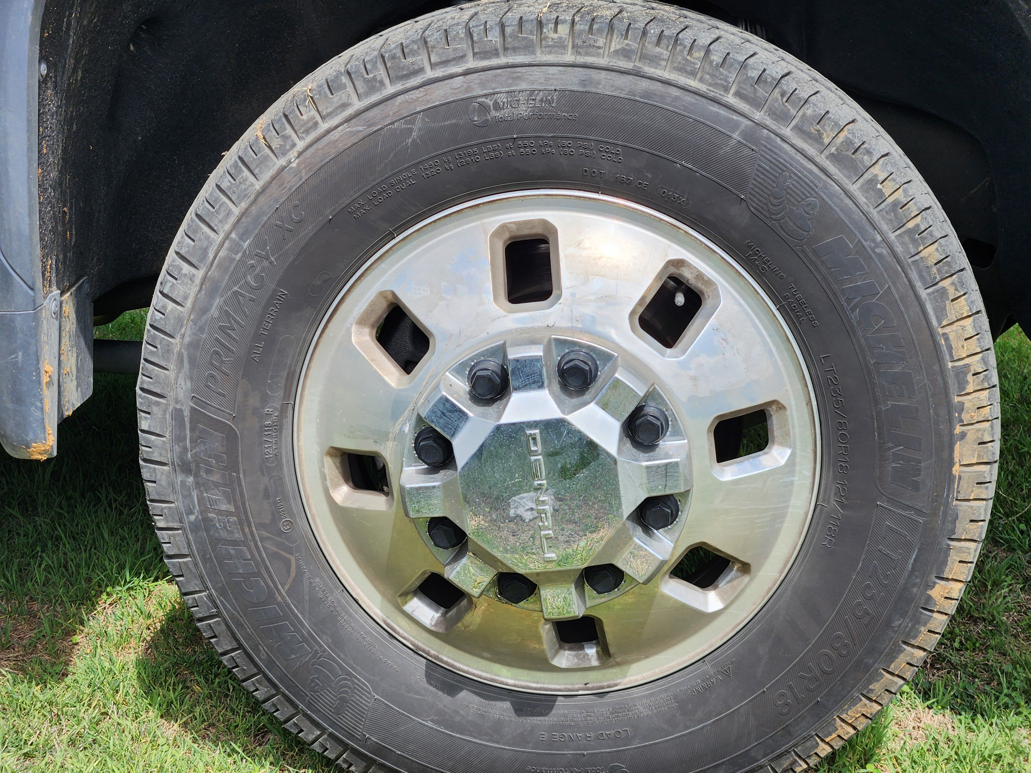Used 2024 GMC Sierra 3500 Denali Ultimate AWD/4WD image 8