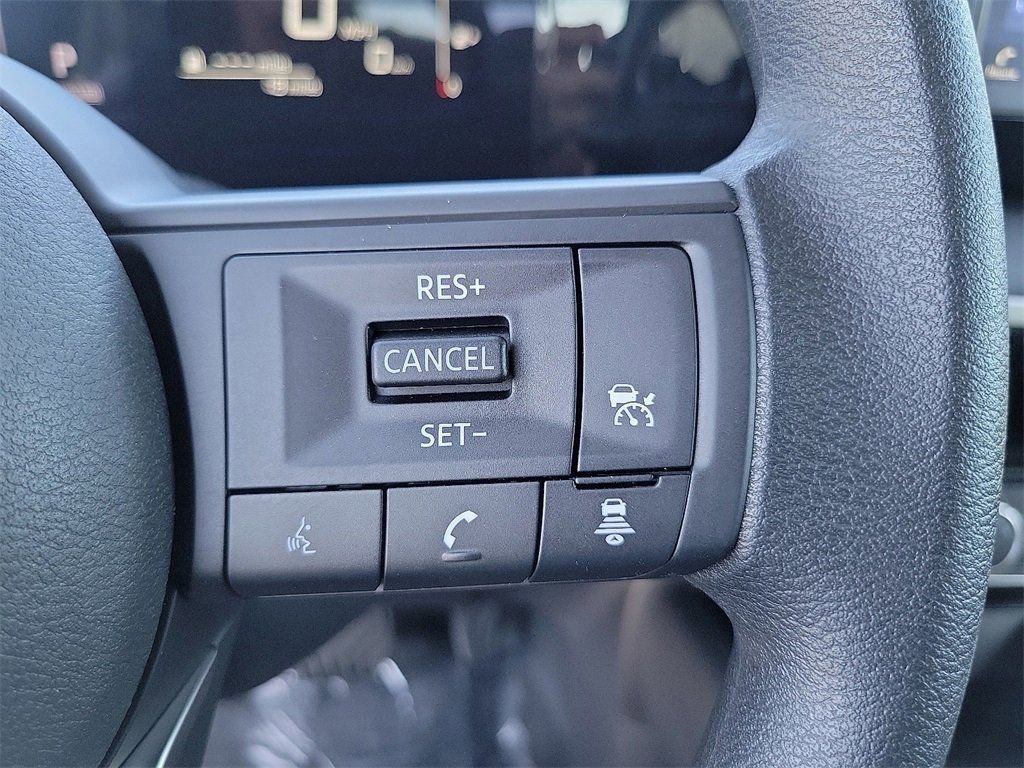 New 2025 Nissan Kicks S image 6