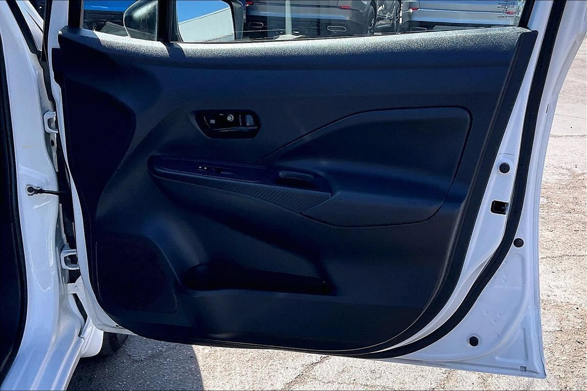 Used 2024 Nissan Versa S w/ Trunk Package FWD image 21