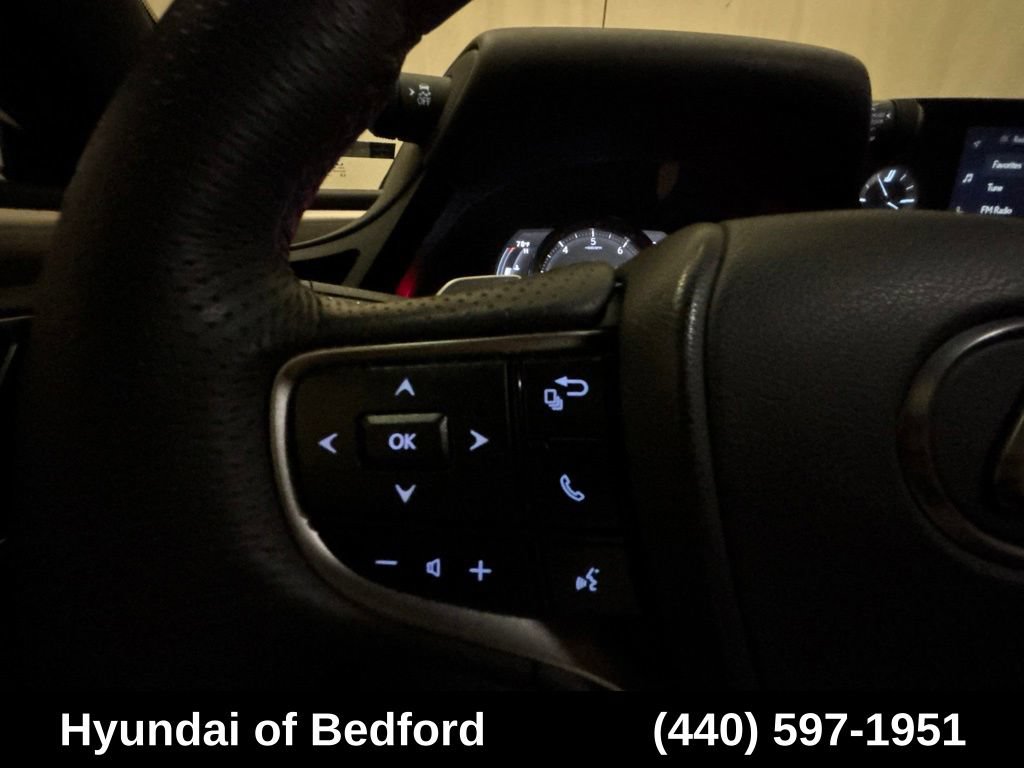 Used 2024 Lexus ES 350 F Sport w/ Accessory Package (Z2) FWD image 17