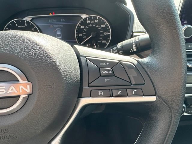 Used 2023 Nissan Altima 2.5 SV FWD image 13