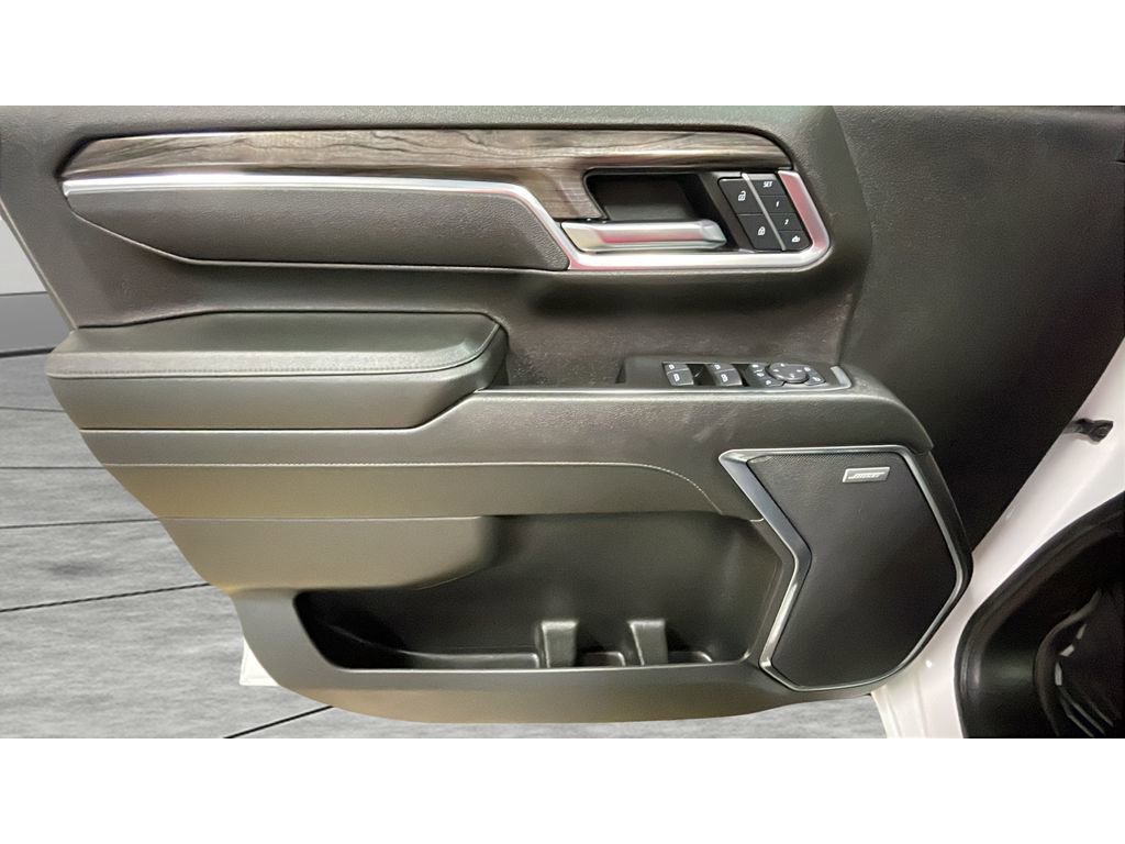 Used 2025 Chevrolet Silverado 3500 LTZ w/ LTZ Plus Package image 9