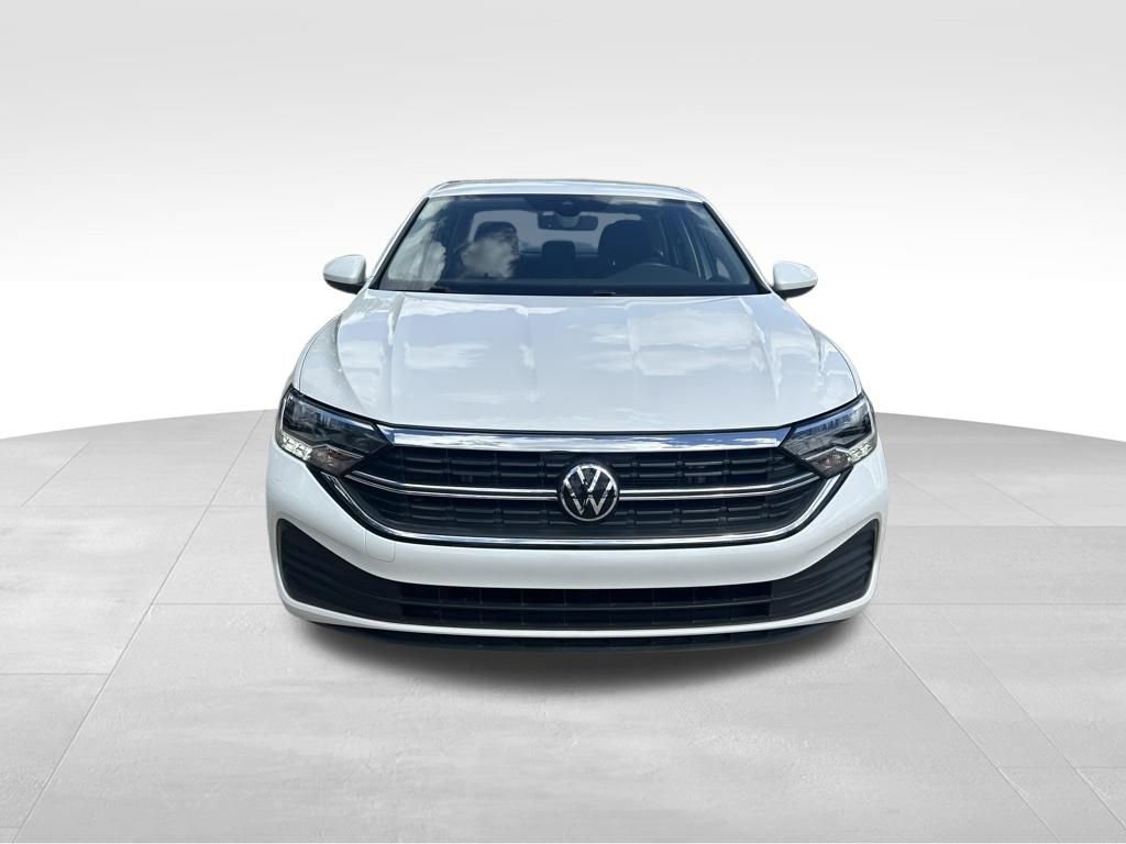 Used 2023 Volkswagen Jetta SE image 8