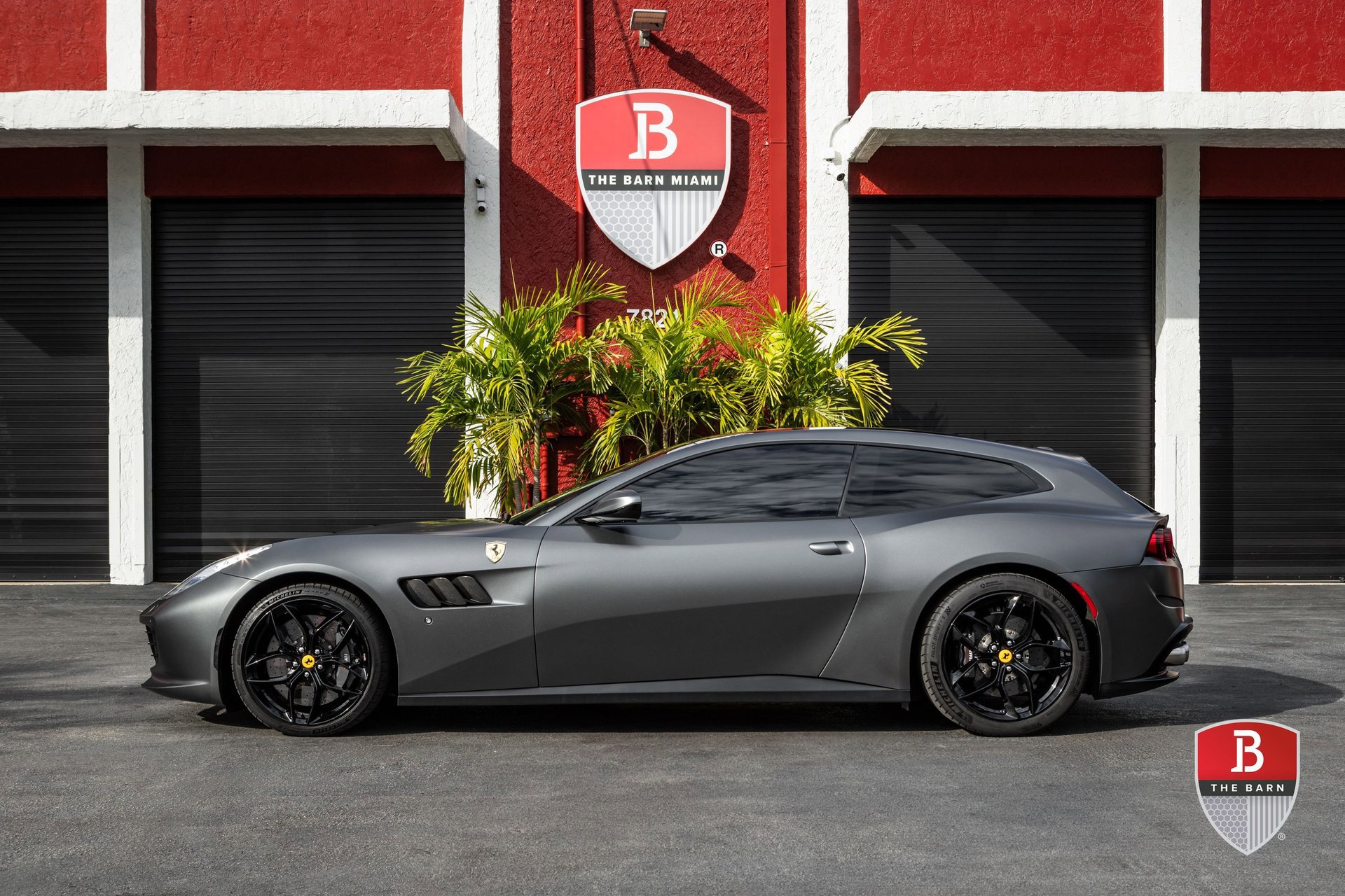 Used 2018 Ferrari GTC4Lusso T image 15