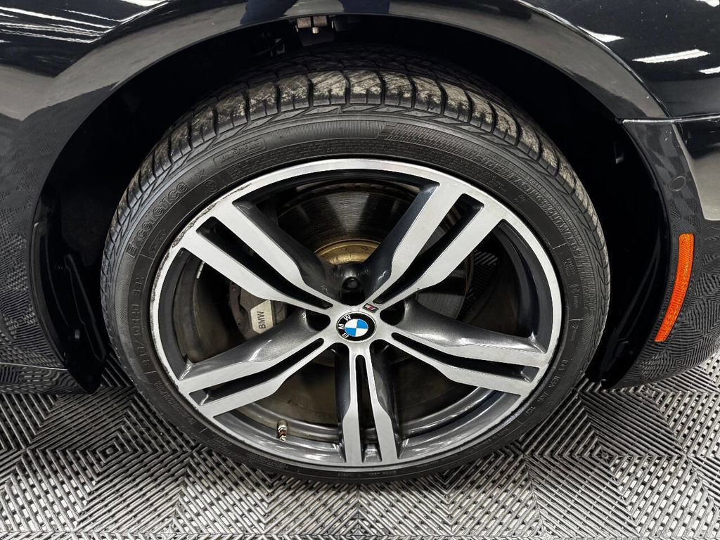 Used 2016 BMW 740i image 18