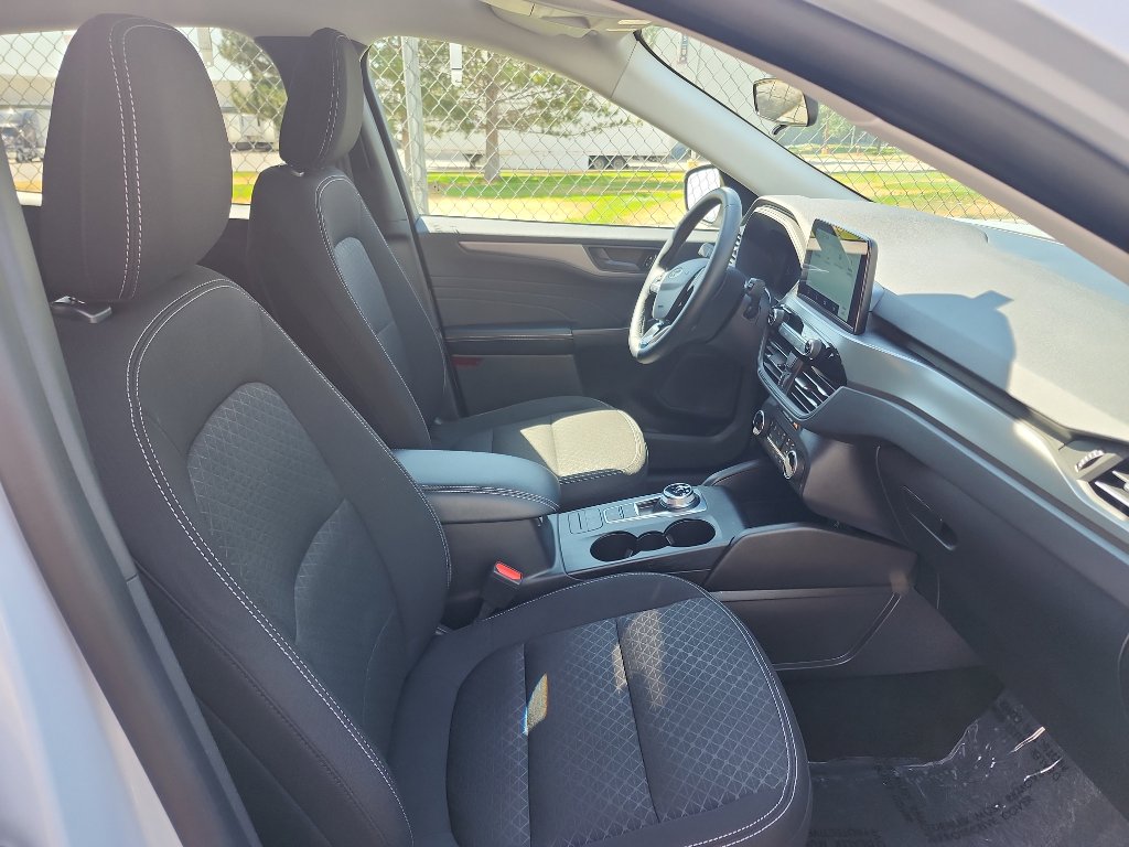 Used 2025 Ford Escape Active w/ Cold Weather Package image 31