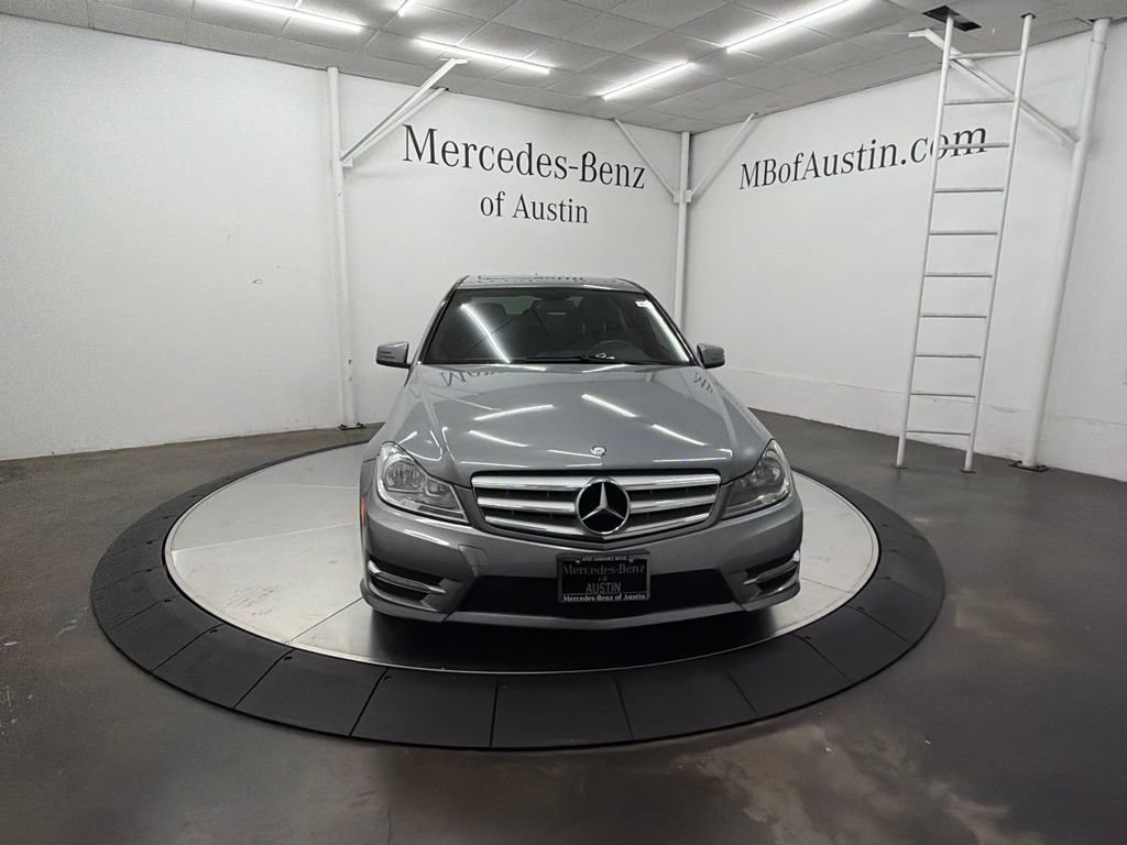 Used 2013 Mercedes-Benz C 250 Sedan image 2