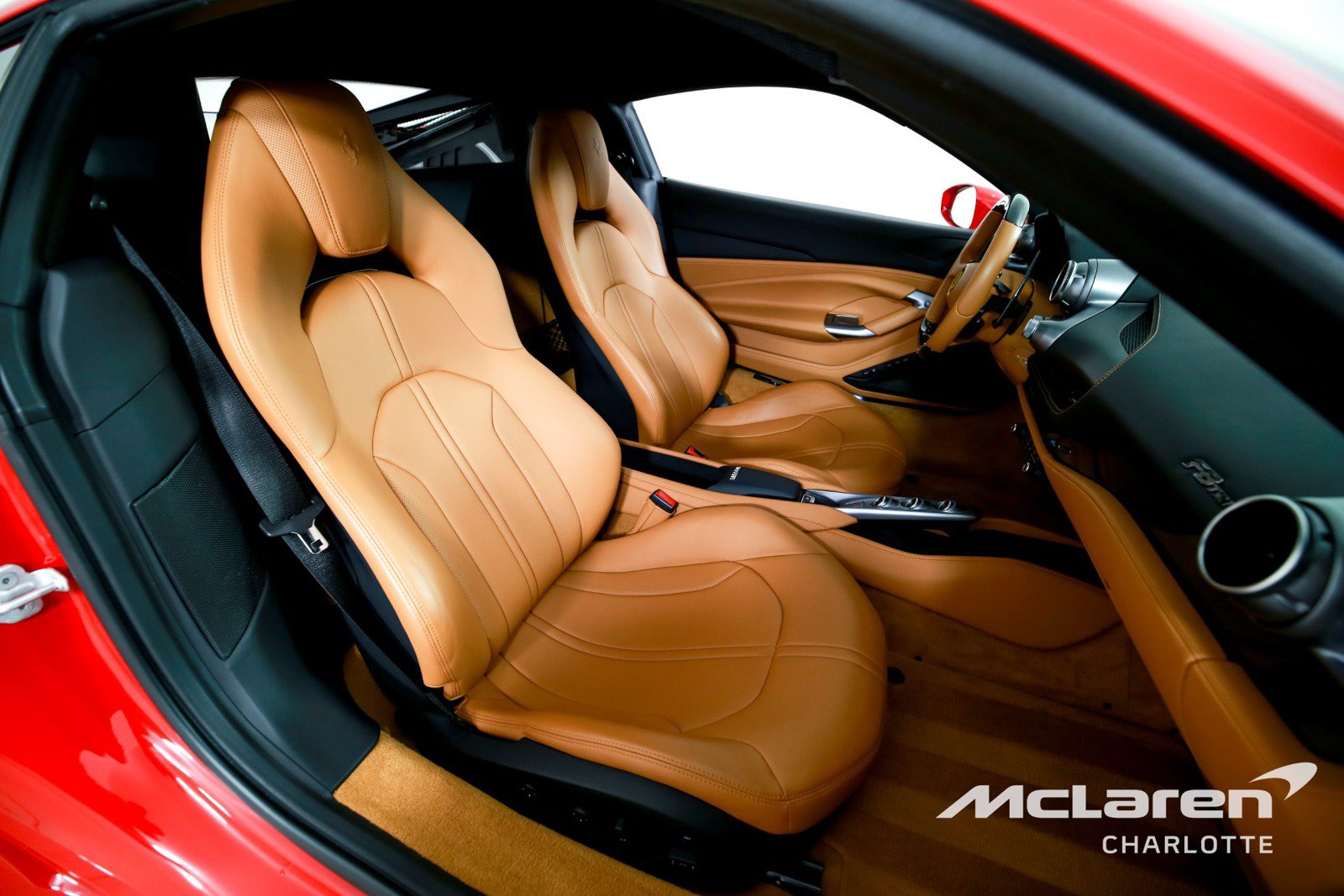 Used 2020 Ferrari F8 Tributo RWD image 19