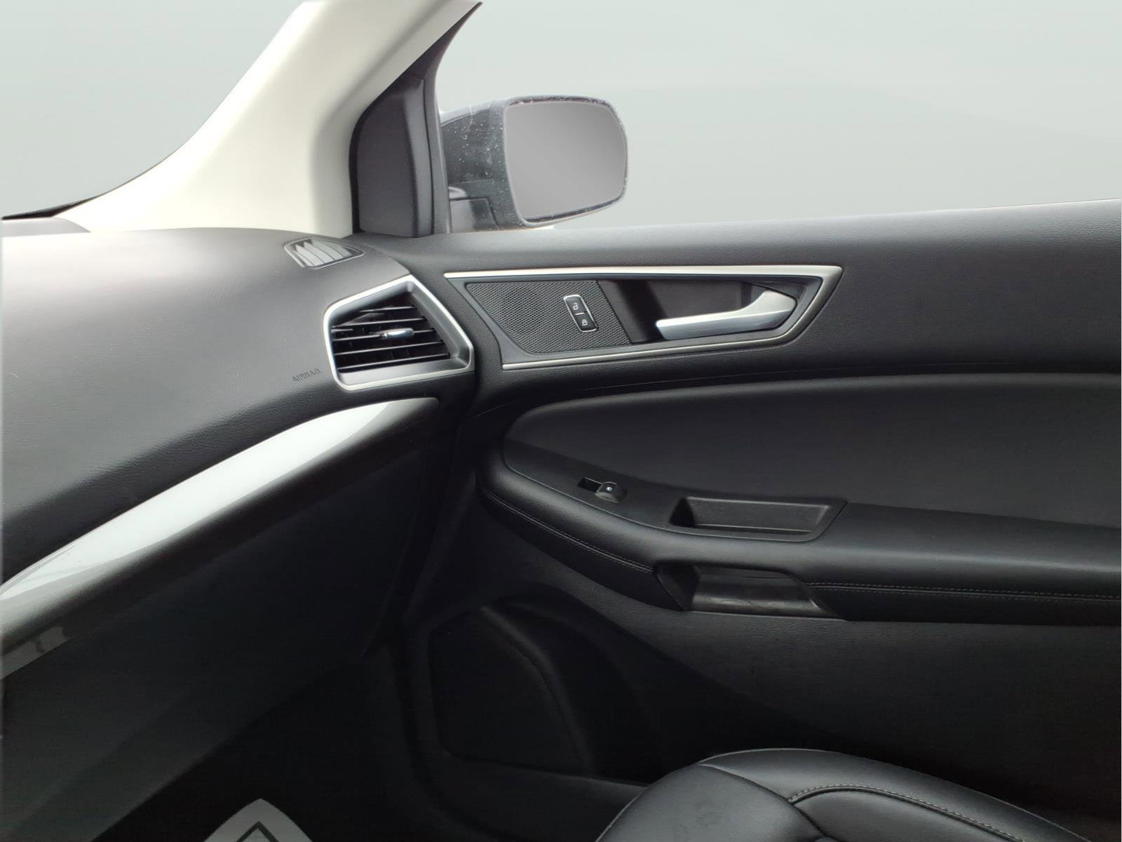 Used 2024 Ford Edge SEL w/ Convenience Package image 21