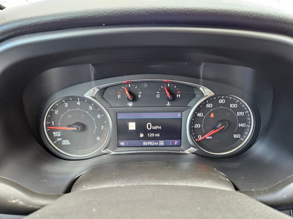 Used 2021 GMC Acadia SLT image 25