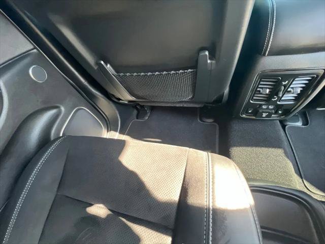 Certified 2020 Dodge Durango SRT w/ Technology Group AWD/4WD image 31