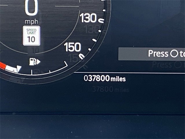Used 2023 Land Rover Defender 110 S image 12