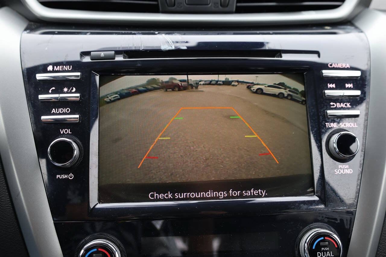 Used 2024 Nissan Murano SV w/ SV Midnight Edition Package AWD/4WD image 23