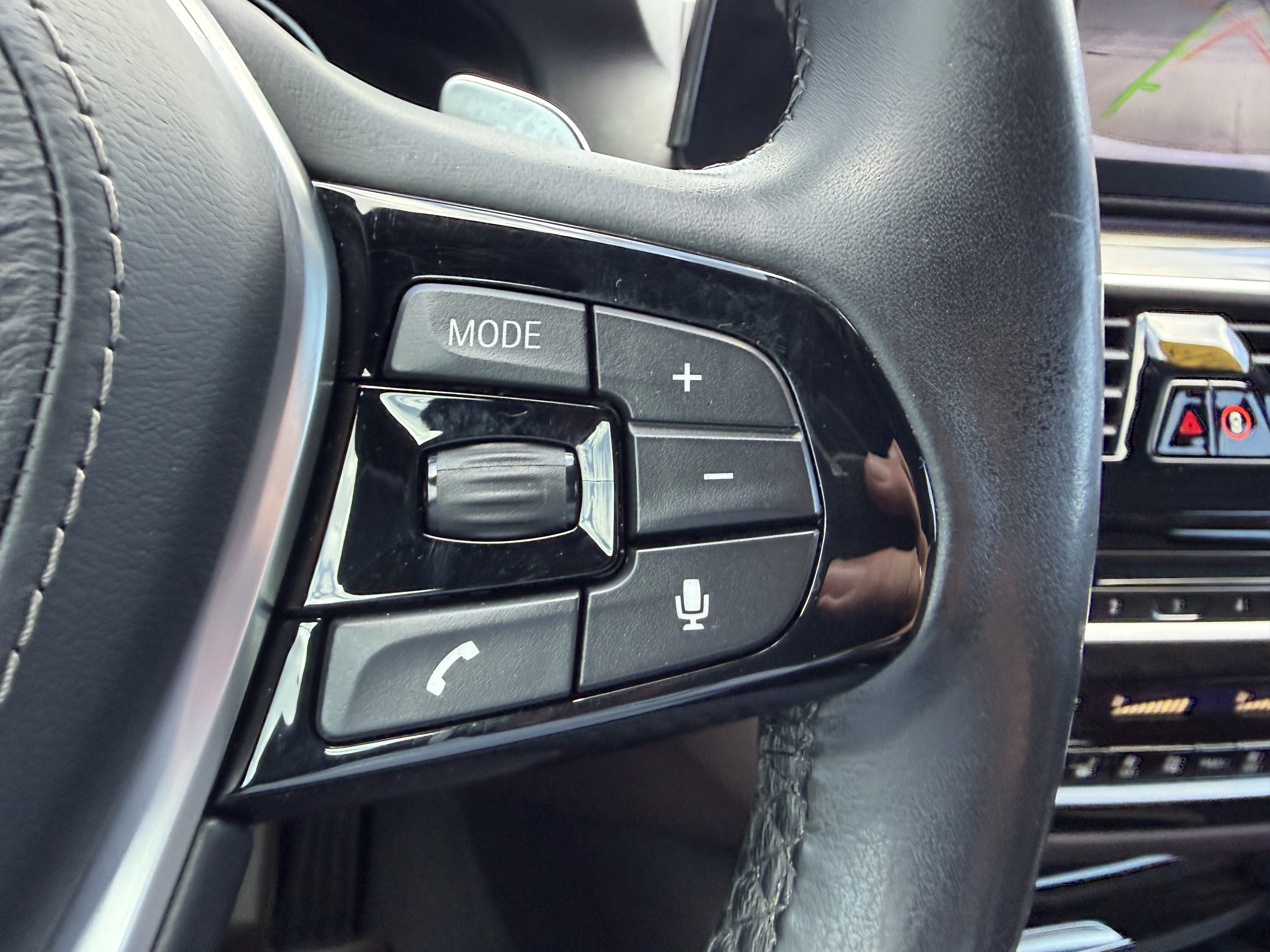 Used 2018 BMW 540i image 29