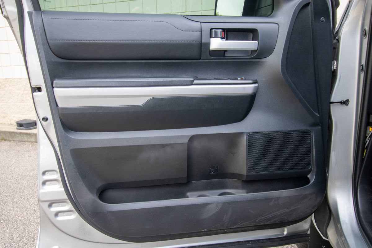 Used 2018 Toyota Tundra Limited AWD/4WD image 10