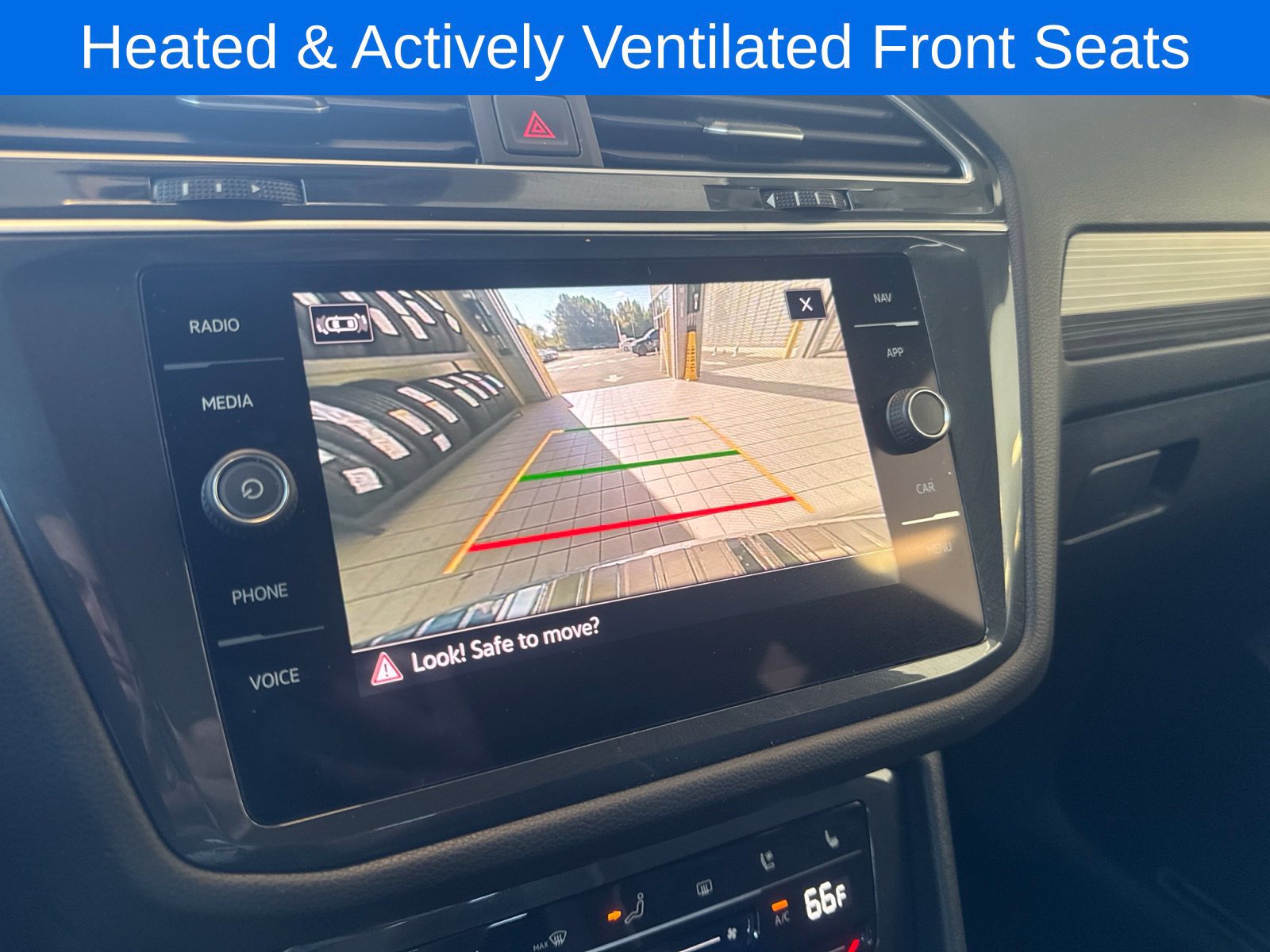 Certified 2024 Volkswagen Tiguan SEL R-Line AWD/4WD image 15