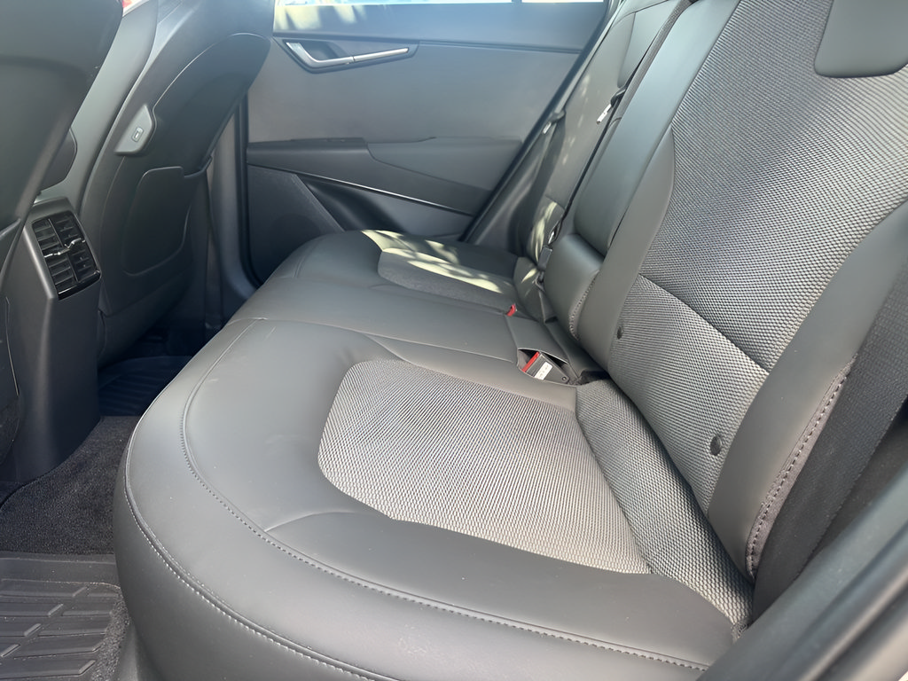 Used 2023 Kia Niro EX w/ EX Cold Weather Package FWD image 15