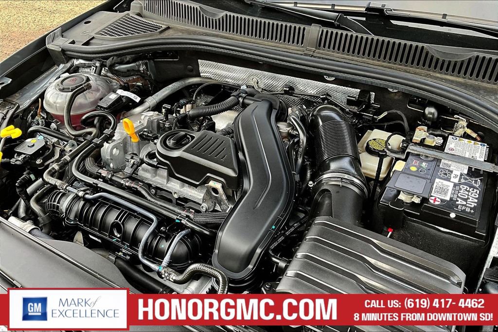 Used 2025 Volkswagen Jetta SE FWD image 29