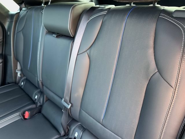 Certified 2025 Cadillac Lyriq Luxury w/ LPO, Floor Liner Package AWD/4WD image 11